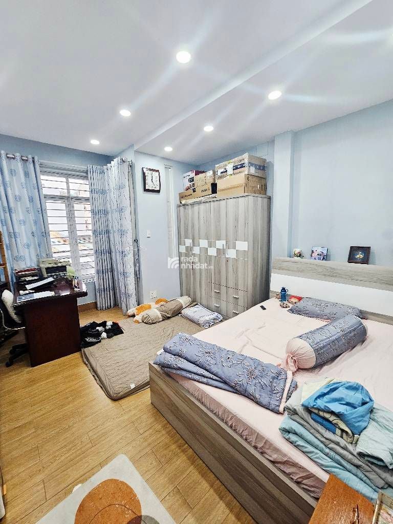 MẶT TIỀN ĐƯỜNG KINH DOANH - 40M2 (4 X 10) - 4 TẦNG - 3PN,2WC - PHÚ THỌ HÒA - GẦN AEON MALL