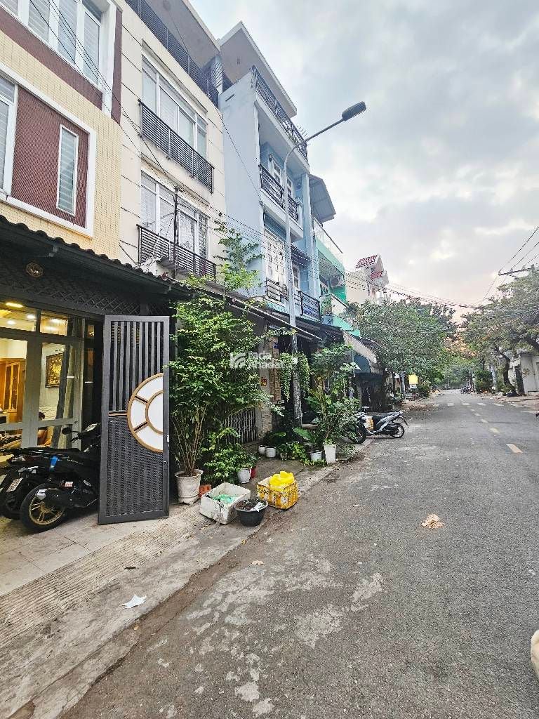 MẶT TIỀN ĐƯỜNG KINH DOANH - 40M2 (4 X 10) - 4 TẦNG - 3PN,2WC - PHÚ THỌ HÒA - GẦN AEON MALL