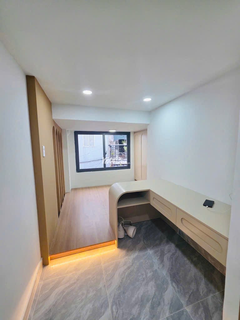 HÀNG TUYỂN NHÀ ĐẸP - GÒ VẤP - PHƯỜNG 16 - DTSD 32M2 - CHỈ 3 TỎI 690