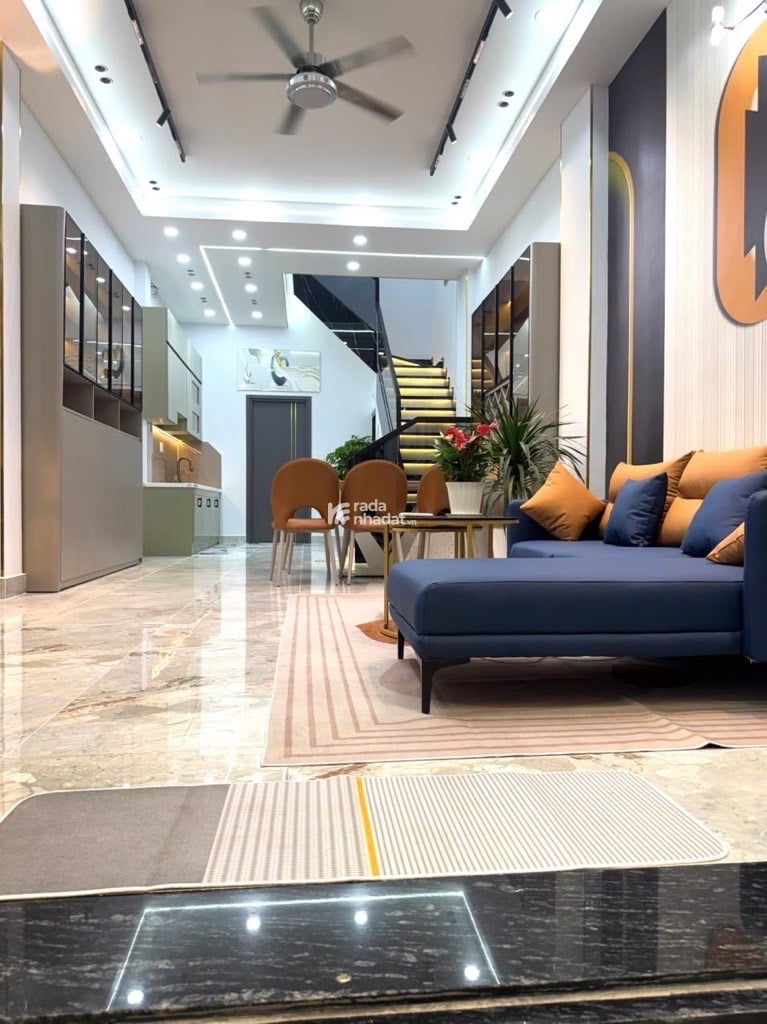 IÊU MẪU BÌNH TÂN SÁT AEON TÂN PHÚ - 3 PN -XE HƠI NGỦ TRONG NHÀ - 4x18 - FULL NỘI THẤT XỊN SÒ