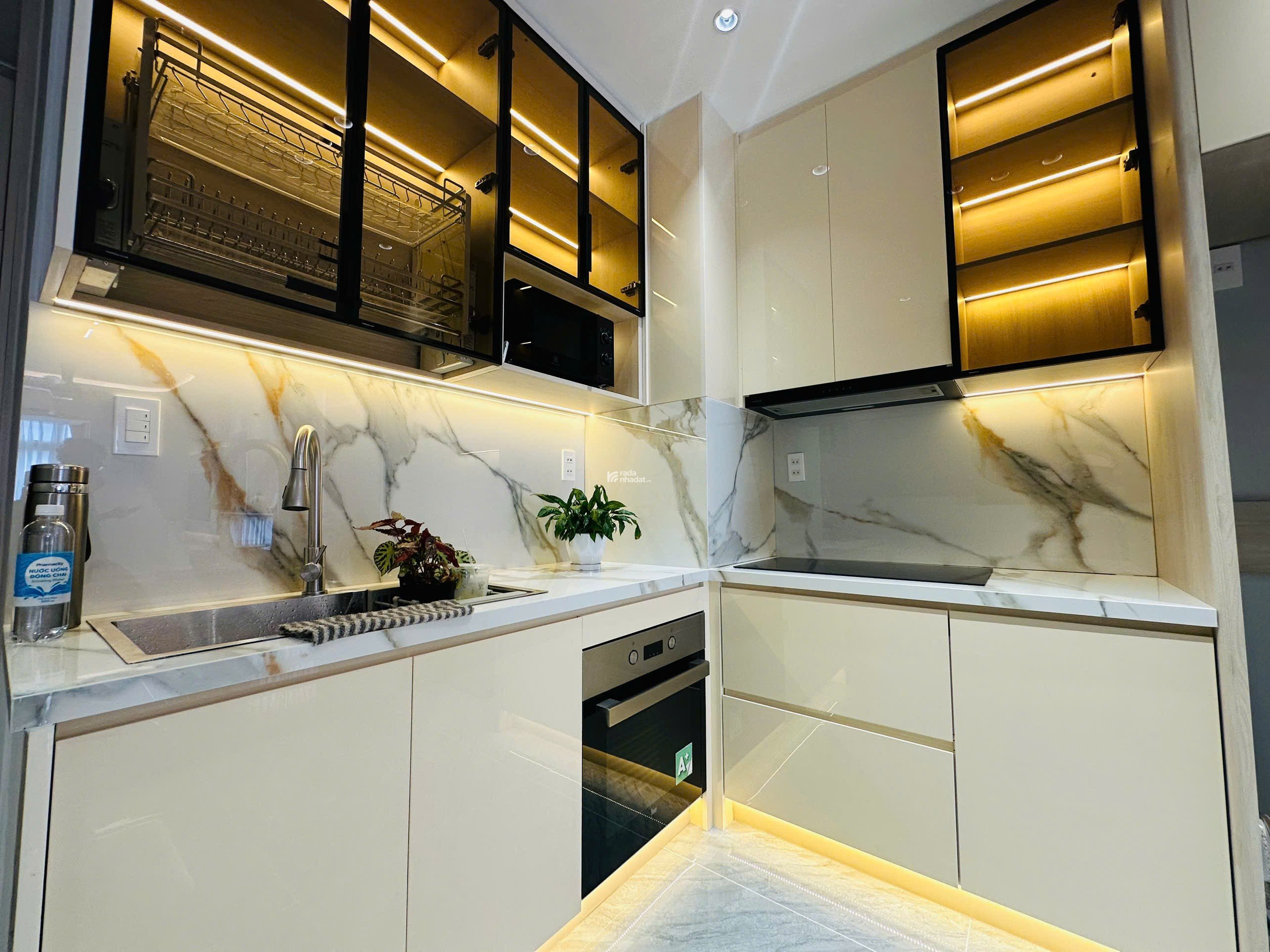 Bán nhanh căn hộ sky garden 2, PMH, Q7, DT 81m2, TK 3PN nhà mới đẹp, giá chỉ 5,7 tỷ 