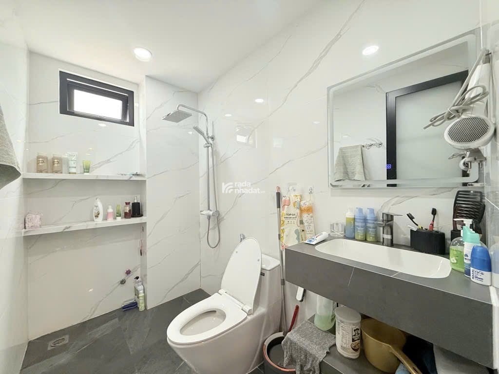 MẶT ĐƯỜNG THÍCH QUẢNG ĐỨC P5 PN -  ĐẮC ĐỊA - KINH DOANH SẦM UẤT - NHÀ XÂY MỚI- 60M (4x15) - 5 TẦNG