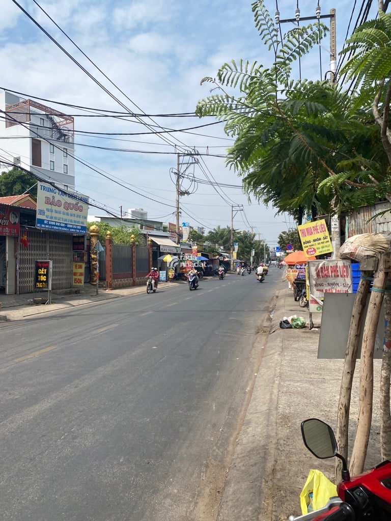 NHÀ 4 TẦNG - MẶT TIỀN KINH DOANH SẦM UẤT - NGAY BỆNH VIỆN BÌNH TÂN - GẦN KHU TÊN LỬA - 114M2