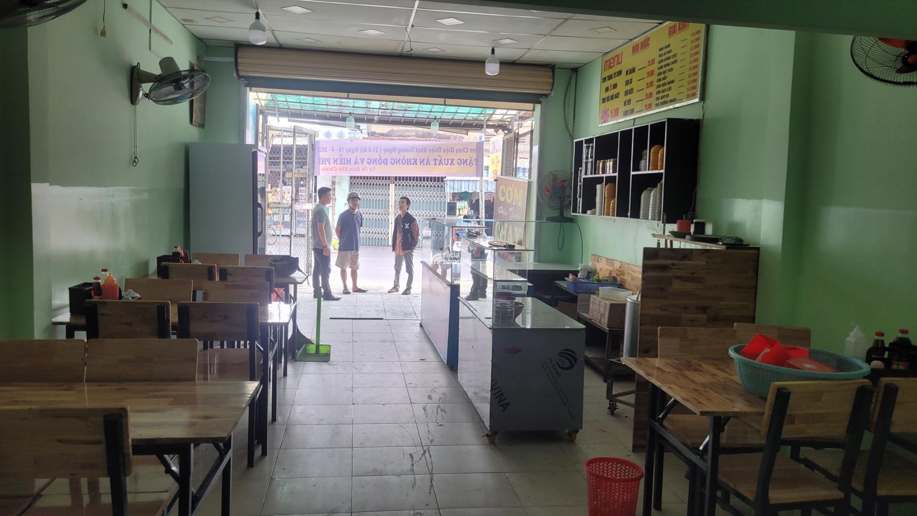 MẶT TIỀN KINH DOANH NHỘN NHỊP GIÁ TỐT- CHỦ GẤP BÁN- 92M2