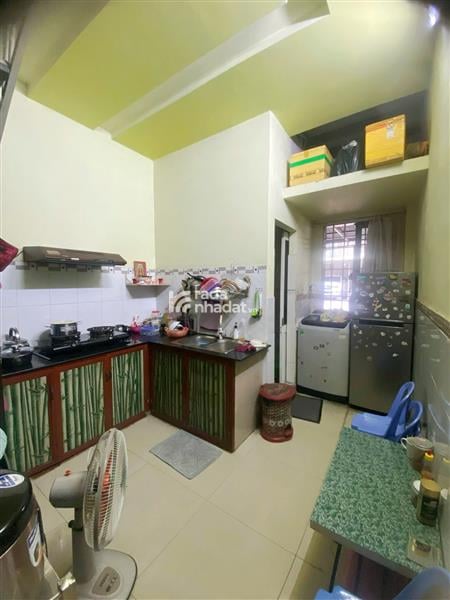 VỊ TRÍ ĐẸP - AN NINH - HẺM 6M - 42M - 2 TẦNG 