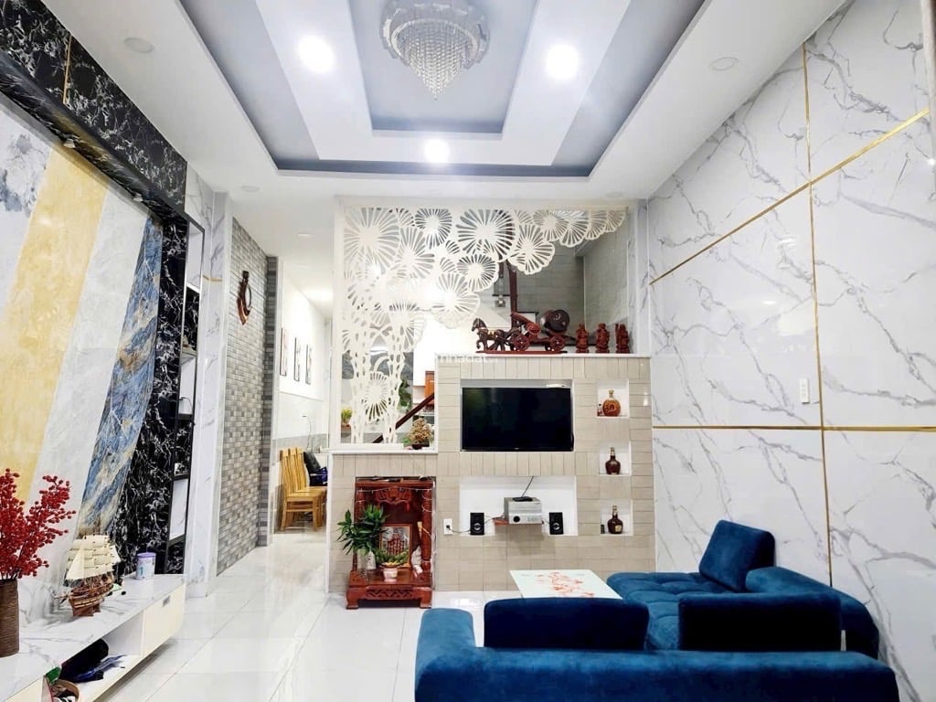 Giảm Sốc 200 Triệu! Nhà Mặt Tiền Đường 102 – Tăng Nhơn Phú TP.Thủ Đức (Q.9 cũ)