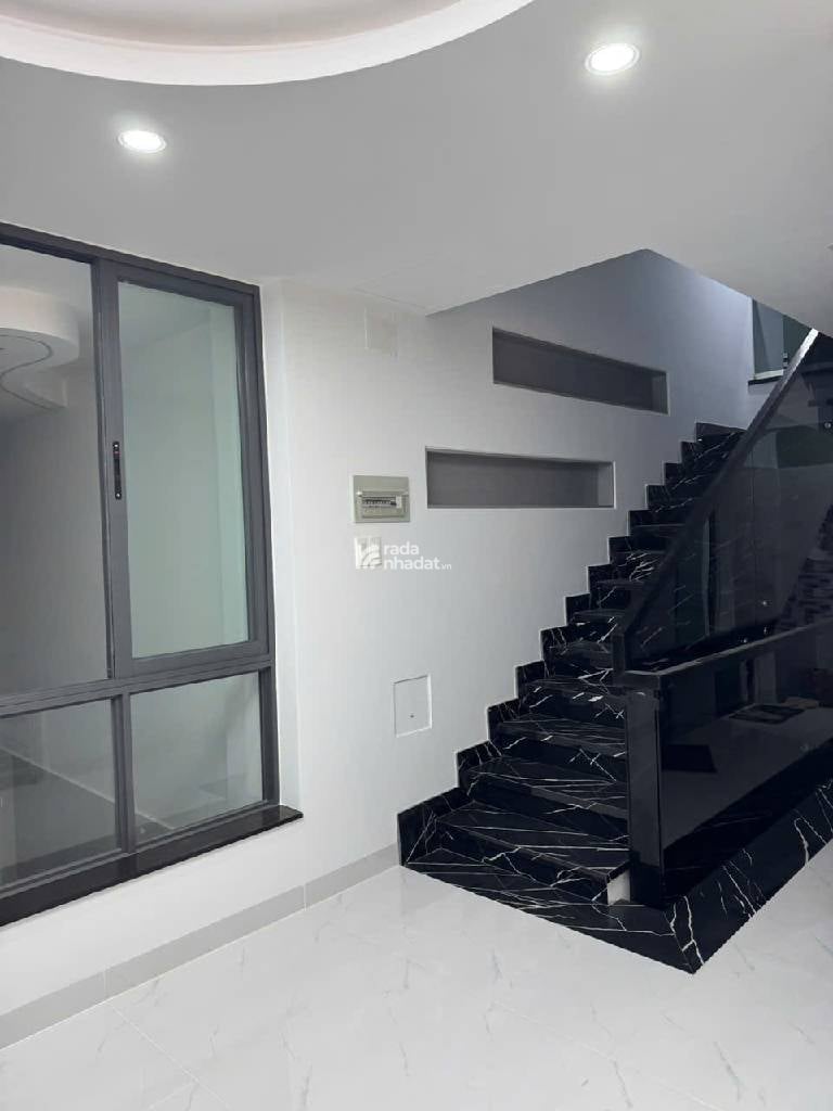 5 TẦNG NGAY CÂY GÕ - HOÀNG LÊ KHA-P.9- Q.6 -DT: 86M2- GIÁ CHỈ 8 TỶ 7
