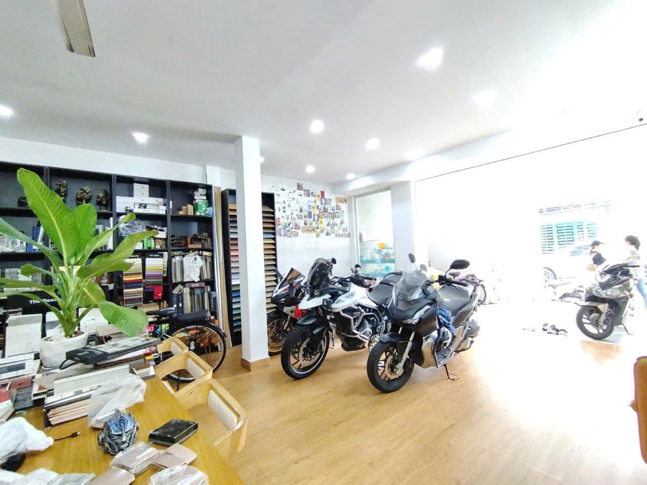 Bán nhà mặt tiền đường số 53 tân quy quận 7
