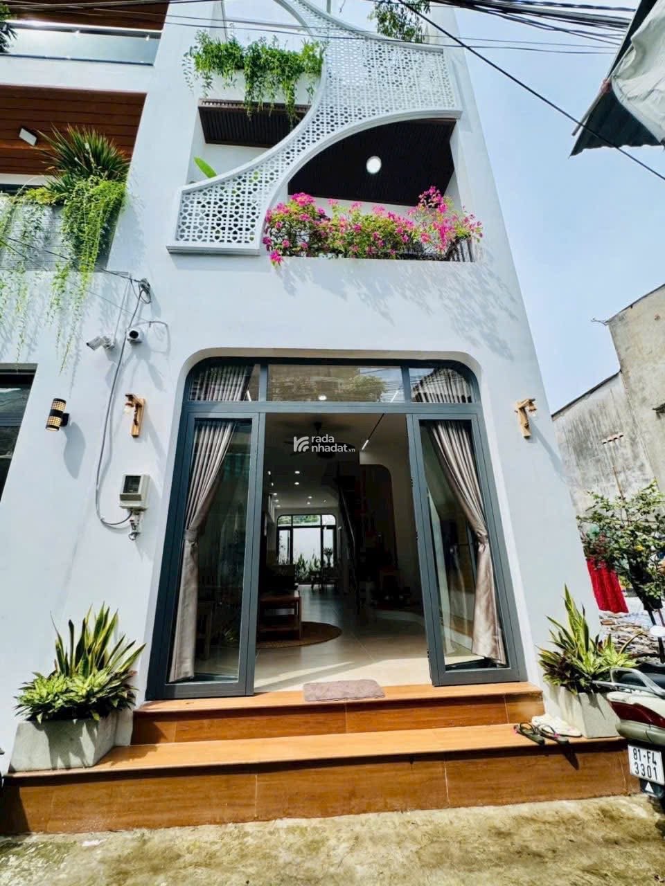 Siêu Phẩm 3 Tầng Trung Tâm Q7 – Sát KDC Nam Long – Giá Chỉ 8.5 Tỷ