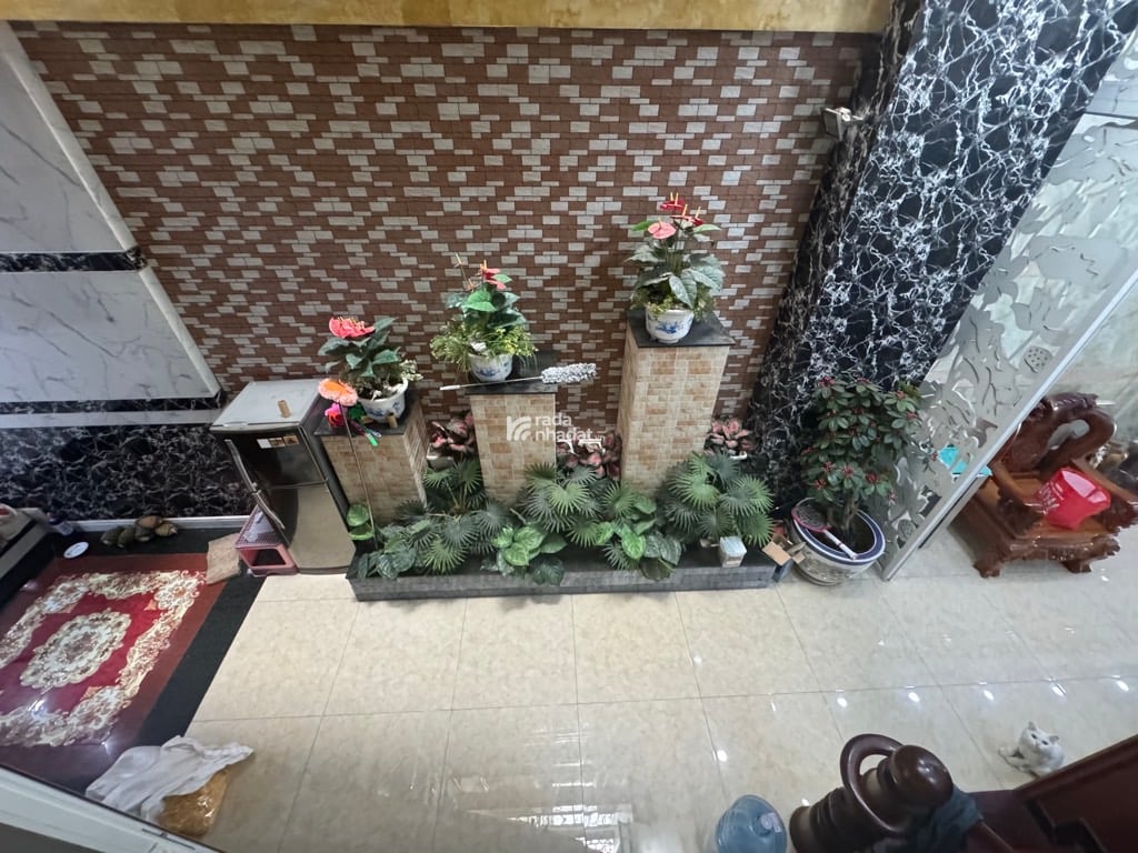 BÁN NHÀ 4 TẦNG THANG MÁY MẶT PHỐ KINH DOANH TÊN LỬA 160M2 NGANG 4,6M THU NHẬP KHỦNG  