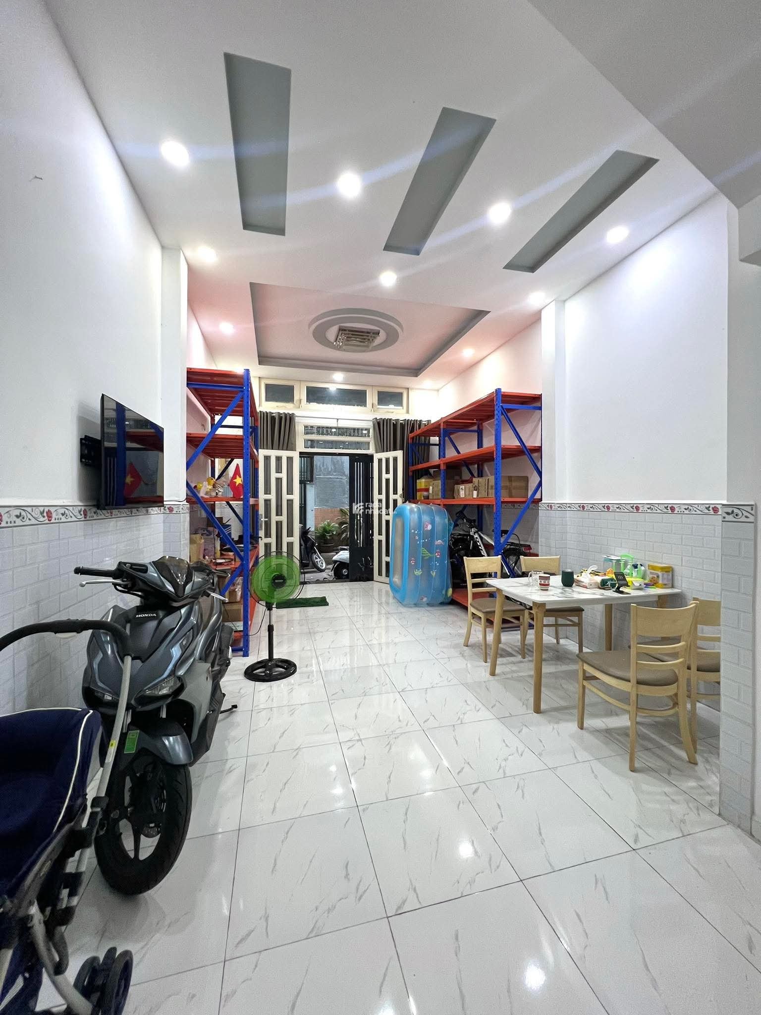 HxH Trịnh Đình Trọng Sát Âu Cơ Lạc Long Quân - 60m2 - N4x15 - 2 Tầng - 3PN - Có Pn Trệt - Chỉ 6,x T