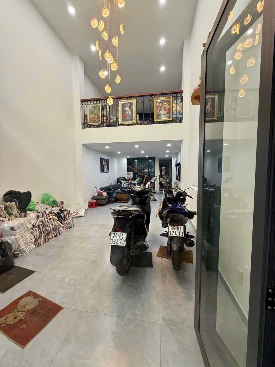 Nhà HXH 8m Trịnh Đình Trọng, 88m2, 5 tầng, có thang máy, chỉ 12.5 tỷ TL