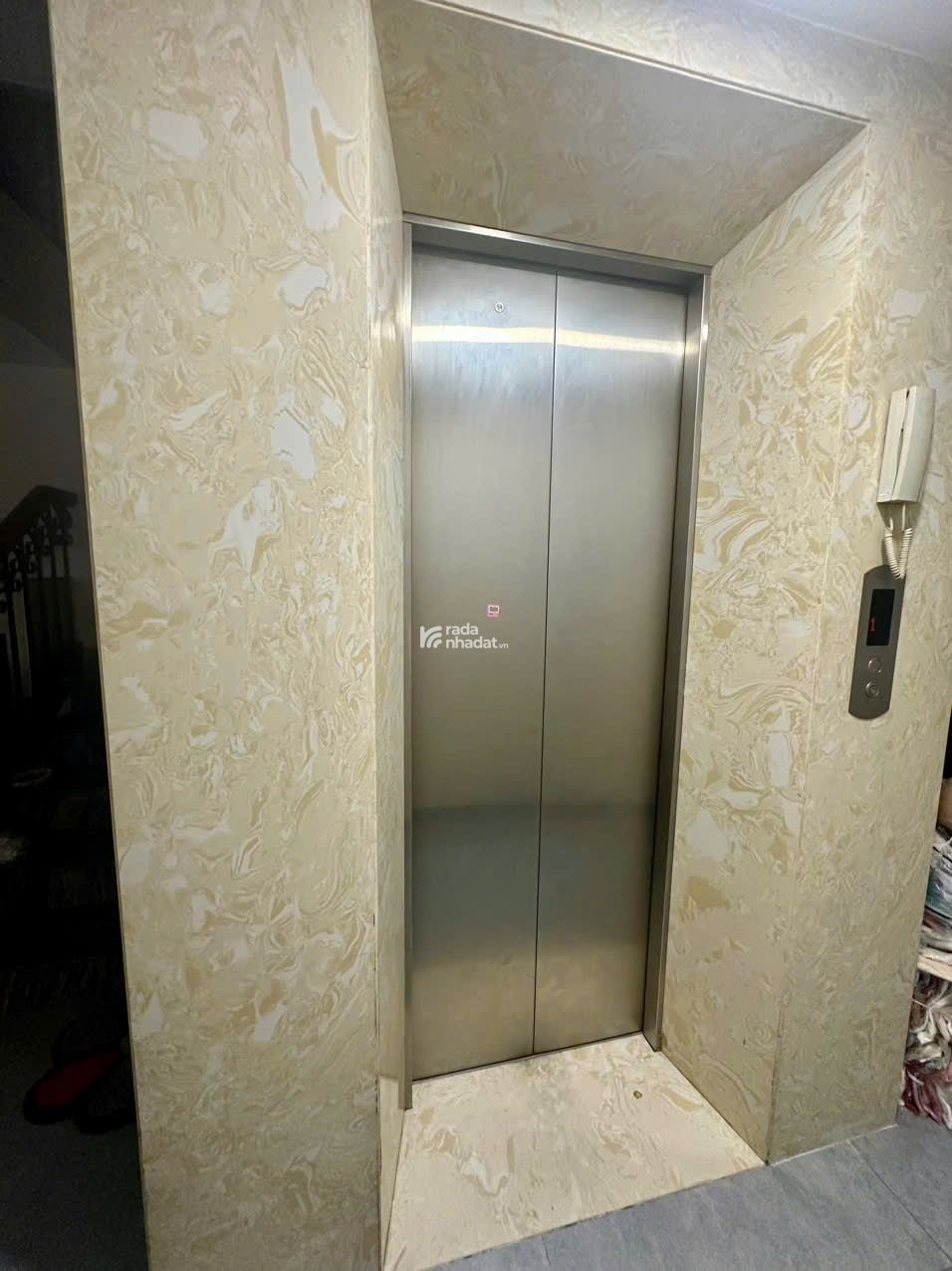 Nhà HXH 8m Trịnh Đình Trọng, 88m2, 5 tầng, có thang máy, chỉ 12.5 tỷ TL