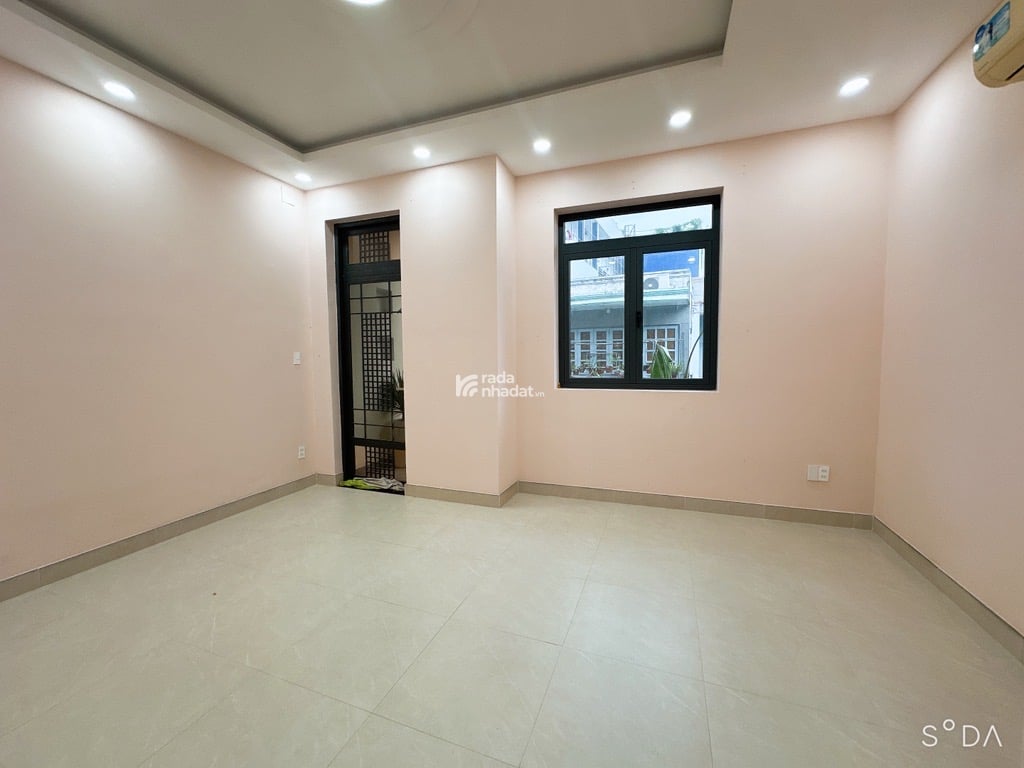 NHÀ 3 TẦNG HẺM XE HƠI NGANG GẦN 6M PHƯỚC LONG B, TP THỦ ĐỨC CHỈ 7.5tỷ