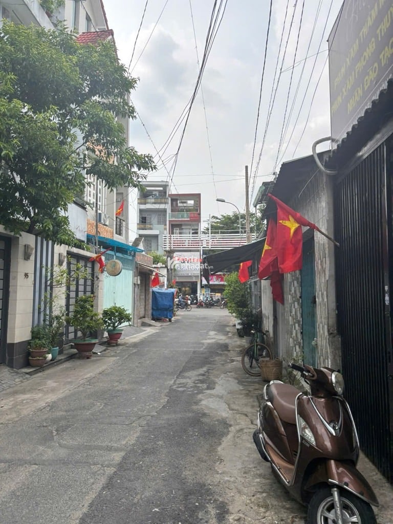 BÁN NHÀ MẶT TIỀN TÂN PHÚ 52M2 3 TẦNG 7.3 TỶ SÂN THƯỢNG SÁT AEON MALL