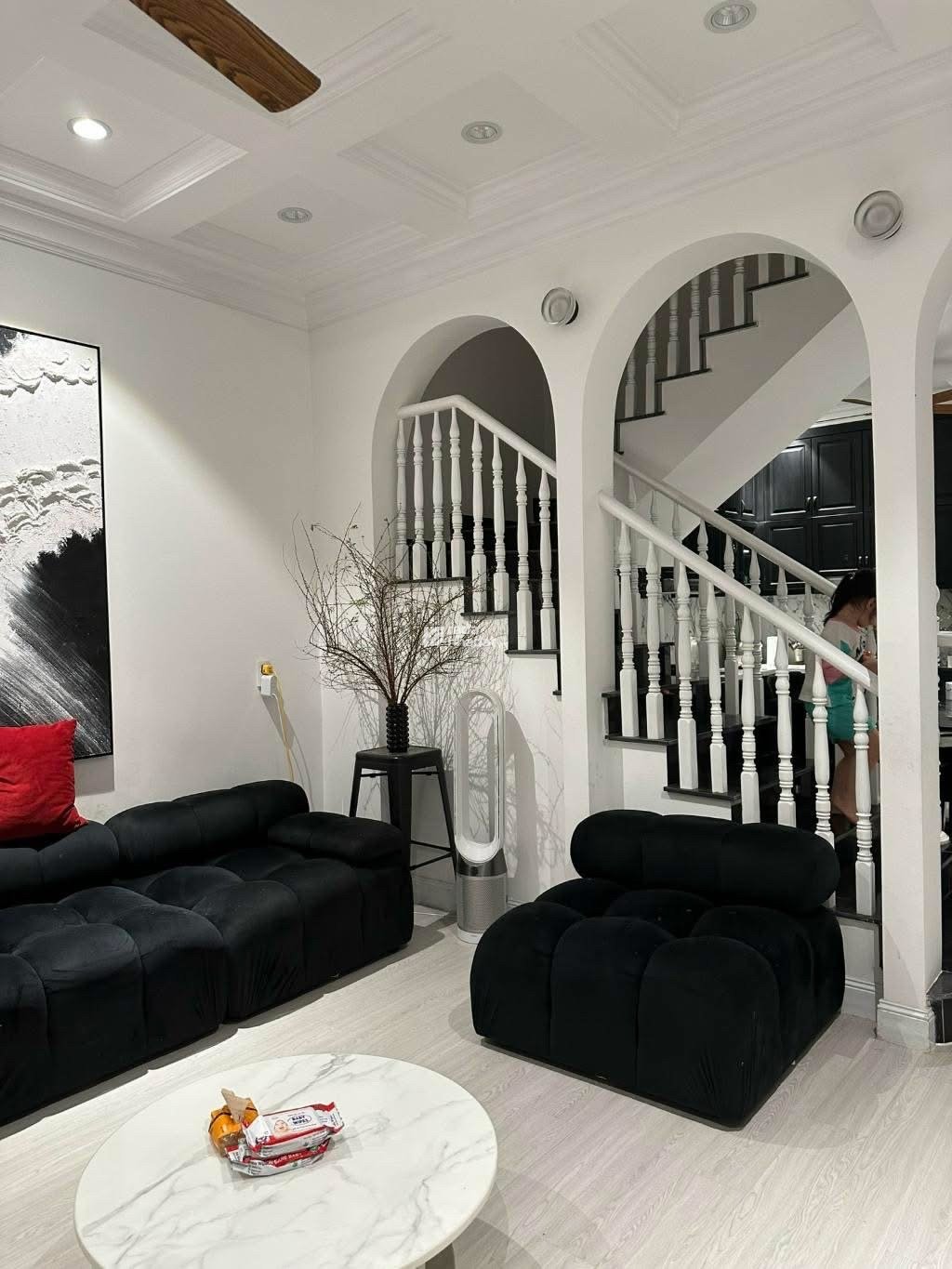 NHÀ 5 TẦNG VÕ THỊ NHỜ - KẾ VINCOM Q7 - HẺM XE HƠI, CHỦ Ở XÂY TÂM HUYẾT, NỘI THẤT CAO CẤP