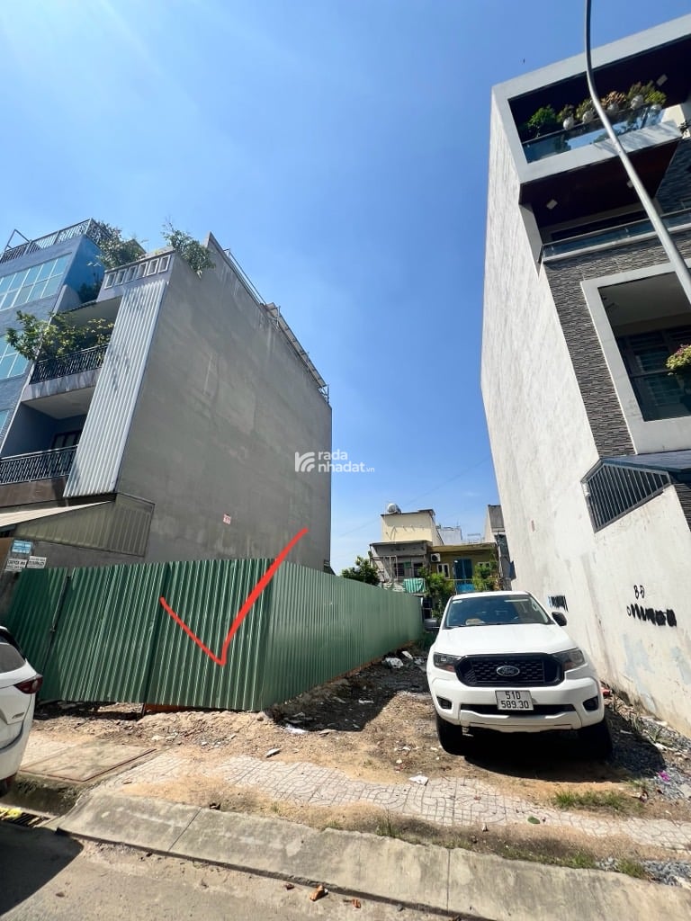 GẦN ĐẦM SEN, SÁT MT KÊNH TÂN HÓA, TÂN PHÚ, ĐẤT 94M2 HIẾM CÓ. GIẢM 550TR CHỈ 13.75T TL TỐT