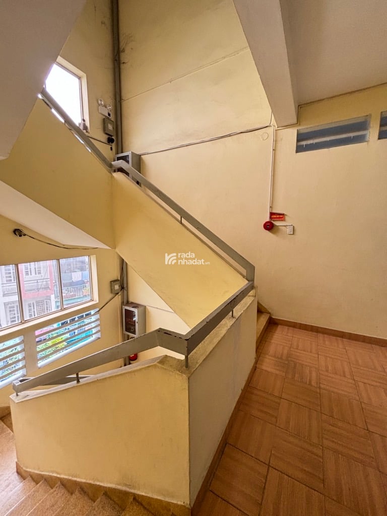 HẺM XE HƠI VIP. CC ĐẶNG VĂN NGỮ, PHÚ NHUẬN, 4 TẦNG TIỆN CẢI TẠO. GIẢM 200TR CHỈ 3.2T TL 