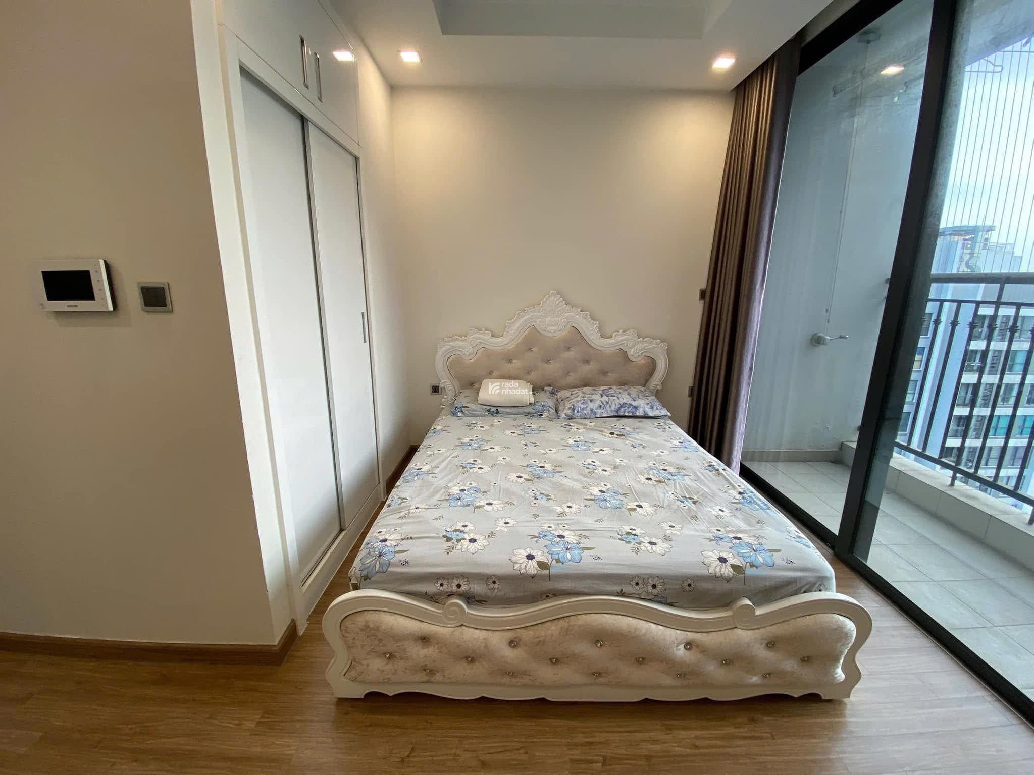 Chính chủ bán căn hộ 155m2, 4 phòng ngủ, view hồ đẹp, chung cư Vinhomes Skylake. Giá 14.5 tỷ