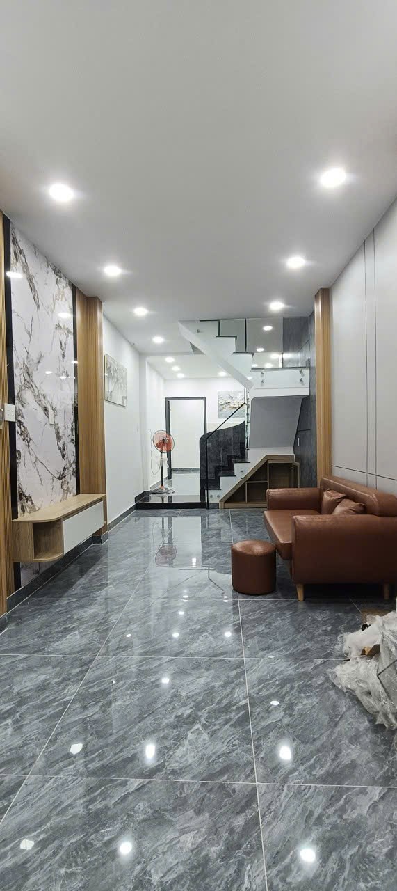 Nhà đẹp giáp khu Tên Lửa full nội thất Tỉnh Lộ 10, P. Tân Tạo, Bình Tân