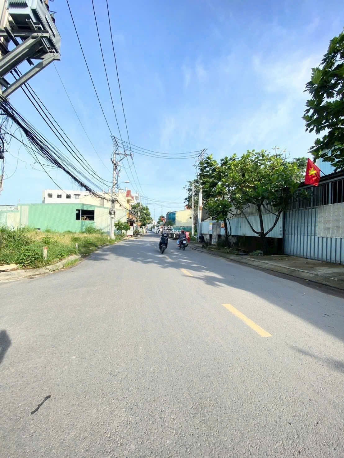 BÁN ĐẤT AN PHÚ ĐÔNG - GẦN CẦU 2 CỨNG, NGÃ TƯ GA