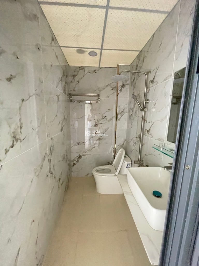 SIÊU PHẨM 4x TỶ: HẺM Ô TÔ THÔNG - GẦN MẶT TIỀN ĐƯỜNG - Ở NGAY - KIÊN CỐ - 4X14M VUÔNG