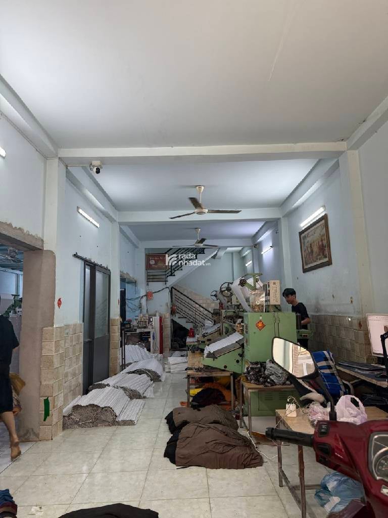 NGAY CHỢ VẢI, HẺM XE HƠI PHÚ THỌ HÒA, TÂN PHÚ, 62M2 HIẾM CÓ. GIẢM 550TR CHỈ 6.79T TL TỐT