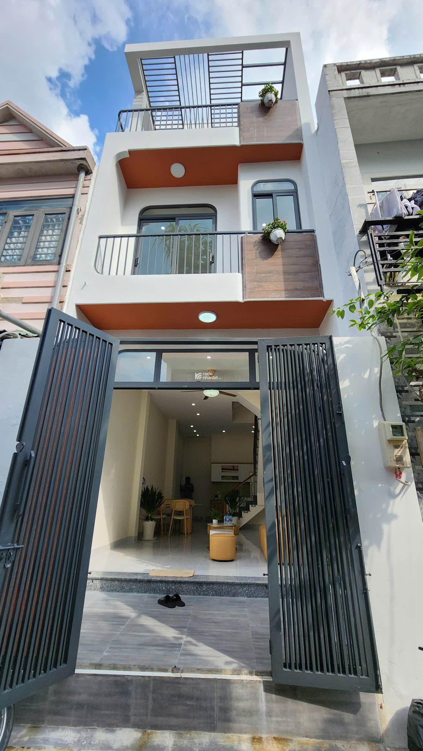 NHÀ ĐẸP TRUNG TÂM QUẬN 12 - TÂN THỚI HIỆP 15 - NHỈNH 5T