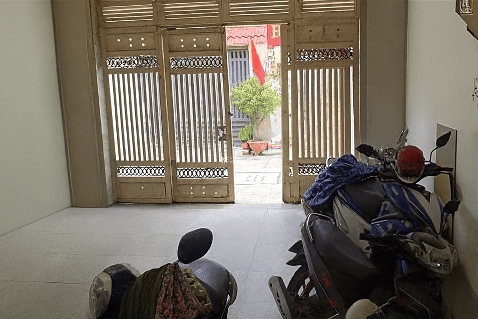 Bán Gấp Nhà Phố 4 Tầng Diện Tích 73m2 Xe Hơi Ngủ Trong Nhà Nguyễn Thị Kiểu Quận 12