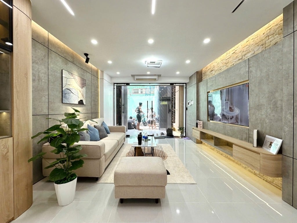 SÁT MT PHAN XÍCH LONG, PHÚ NHUẬN, 60M2 SẴN 5 TẦNG ĐÚC BTCT. GIẢM 350TR CHỈ 13.59T TL 