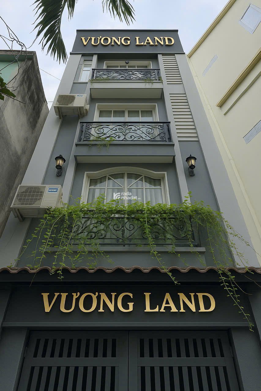  BÁN NHÀ HUỲNH VĂN BÁNH 8 PHÒNG CHDV  DOANH THU 40TR/THÁNG GIÁ BÁN 7.5 TỶ 