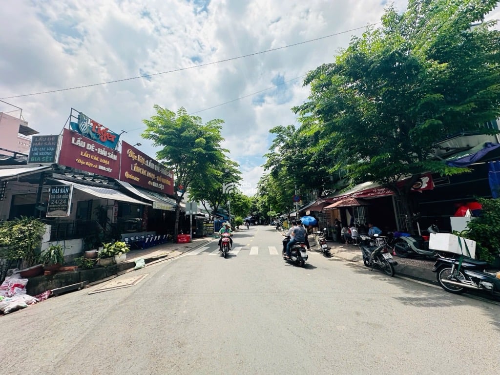 SÁT VÁCH QUẬN 1, HXH PHAN VĂN HÂN, BÌNH THẠNH, 35M2 TIỆN XÂY. GIẢM 350TR CHỈ CÒN 7.25T TL 