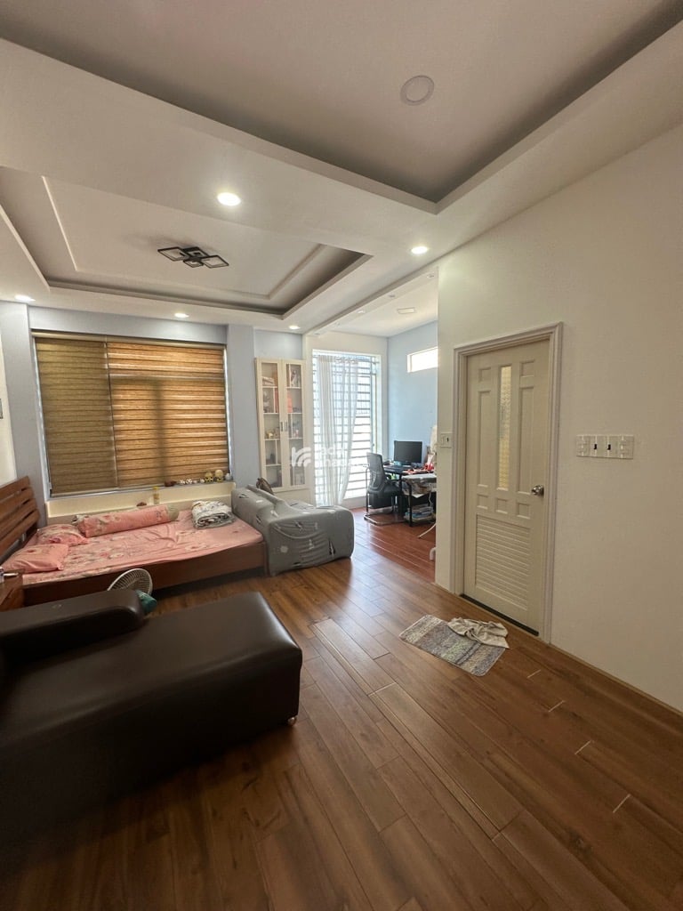 BÁN BIỆT THỰ KHU VIP AN DƯƠNG VƯƠNG 121.4M2 SÂN RỘNG ĐỂ Ô TÔ 10.8 TỶ
