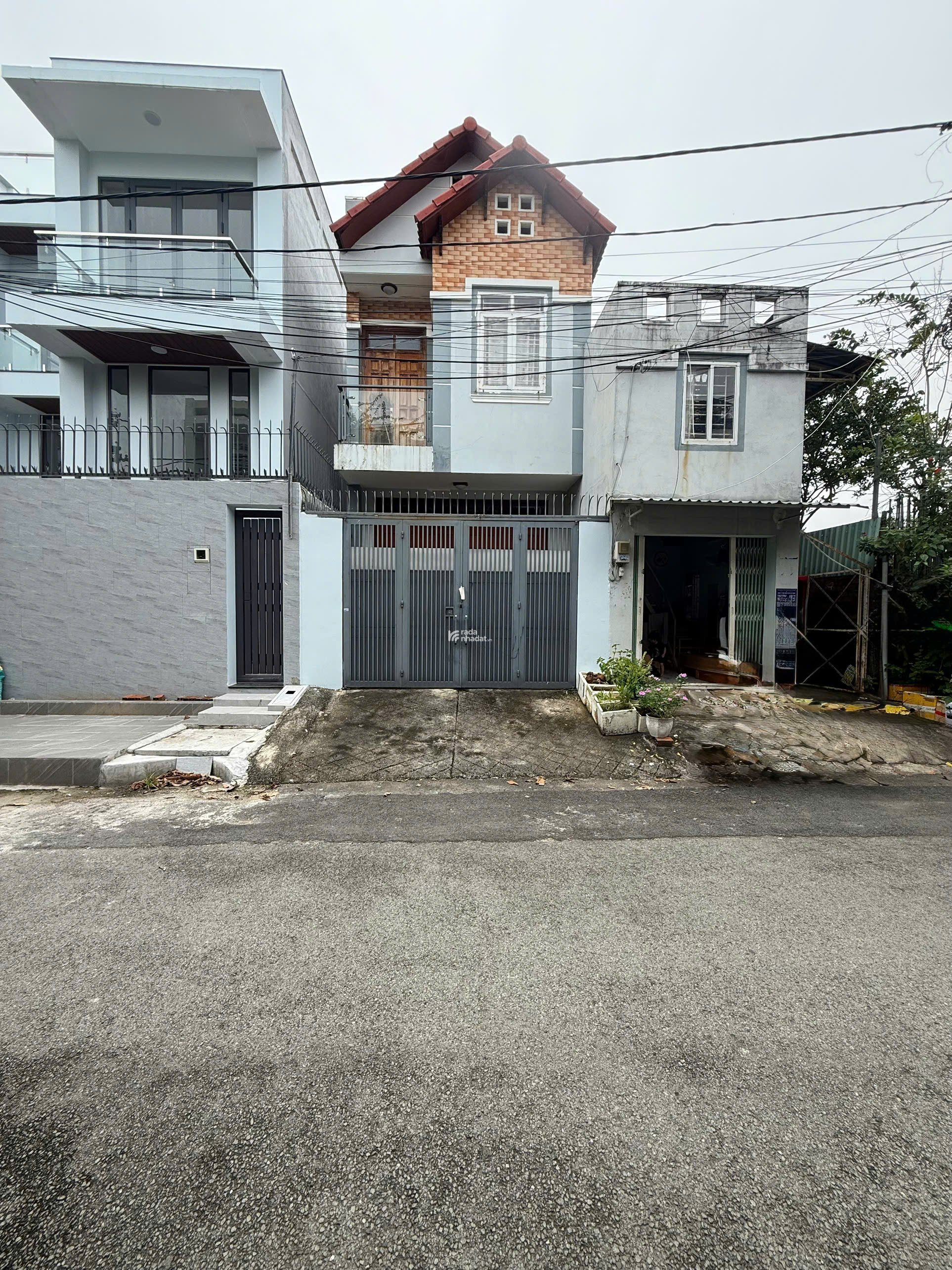 Cho thuê nhà đường 23 Hiệp Bình Chánh ,  (Sau Gigamall) trệt 1 lầu 3PN giá 13Tr