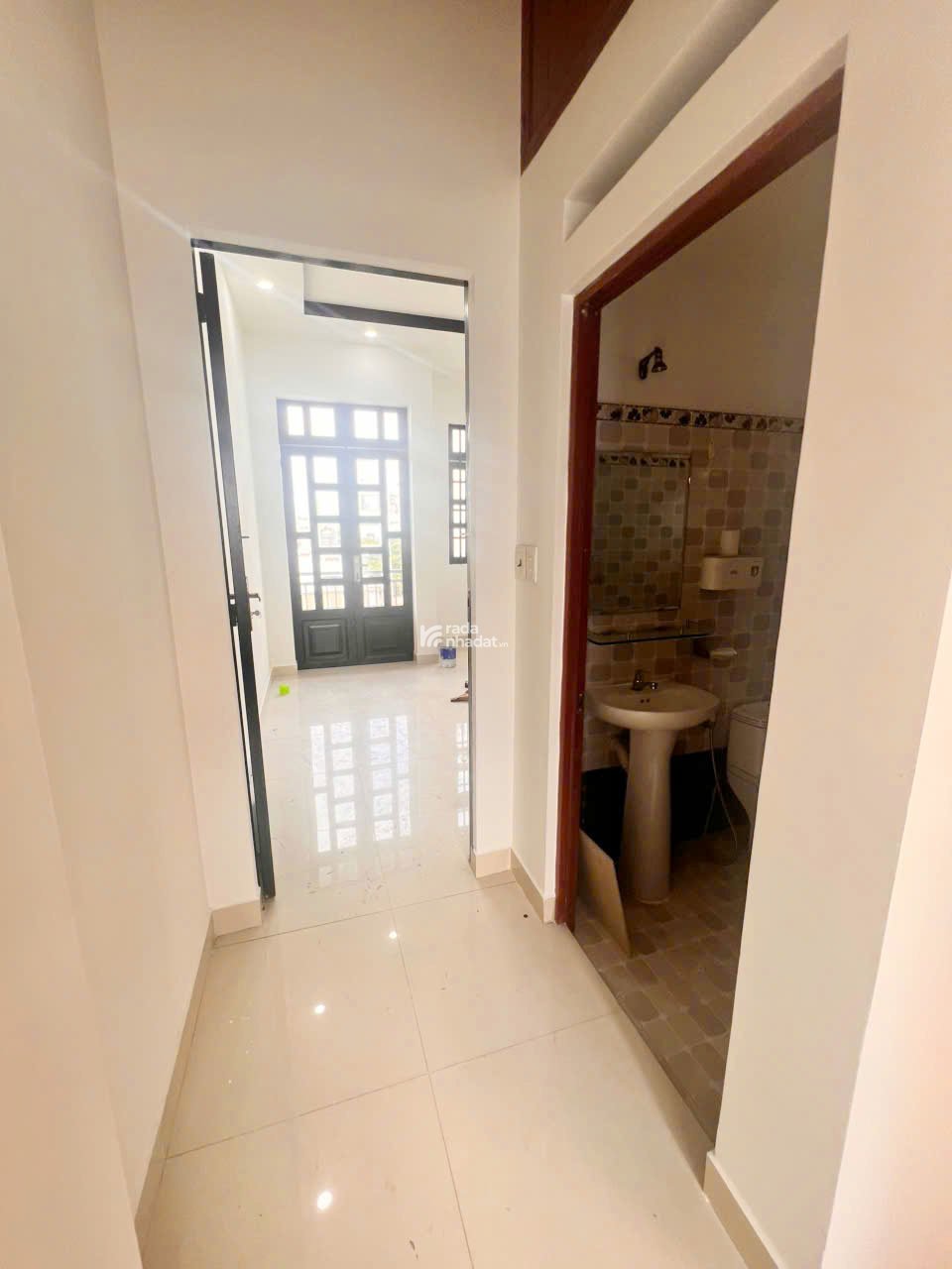 CẦN BÁN NHÀ 3 TẦNG , 4X16M , 1 SẸC ĐƯỜNG LÊ VĂN QUỚI 