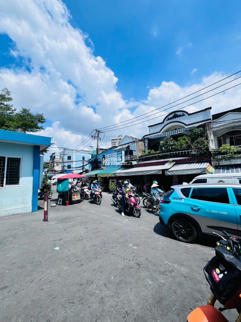 Lô Góc Ngay Chợ Võ Duy Ninh 3 Mặt Tiền Kinh Doanh Sầm Uất , dòng tiền sẵn có 36tr/tháng