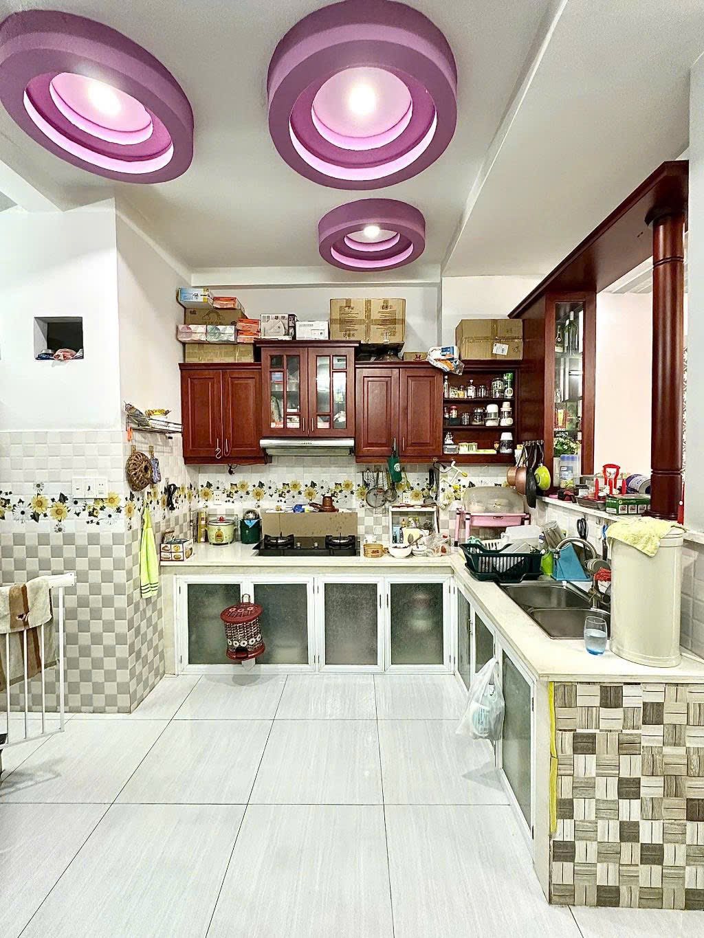 Xoay vốn bán nhà Nơ Trang Long, Phường 13, Bình Thạnh, Giá 3 tỷ 320, Diện tích 60m2