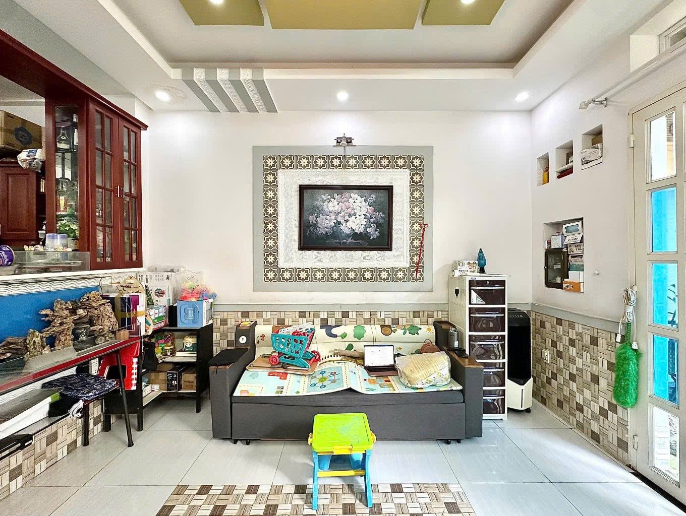 Xoay vốn bán nhà Nơ Trang Long, Phường 13, Bình Thạnh, Giá 3 tỷ 320, Diện tích 60m2