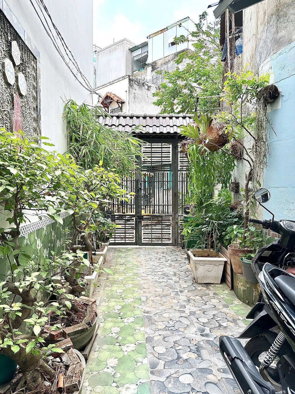 Xoay vốn bán nhà Nơ Trang Long, Phường 13, Bình Thạnh, Giá 3 tỷ 320, Diện tích 60m2