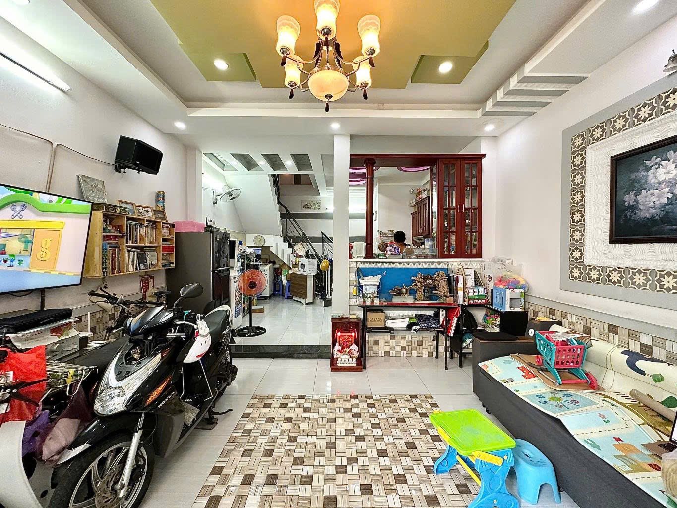 Xoay vốn bán nhà Nơ Trang Long, Phường 13, Bình Thạnh, Giá 3 tỷ 320, Diện tích 60m2