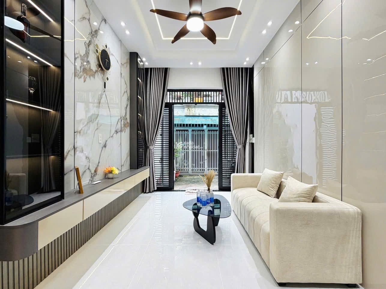 Bán Nhà hem 214 Phan Huy Ích Gò Vấp chỉ 4,5 tỷ có hẻm xe hơi xây mới vô ở ngay