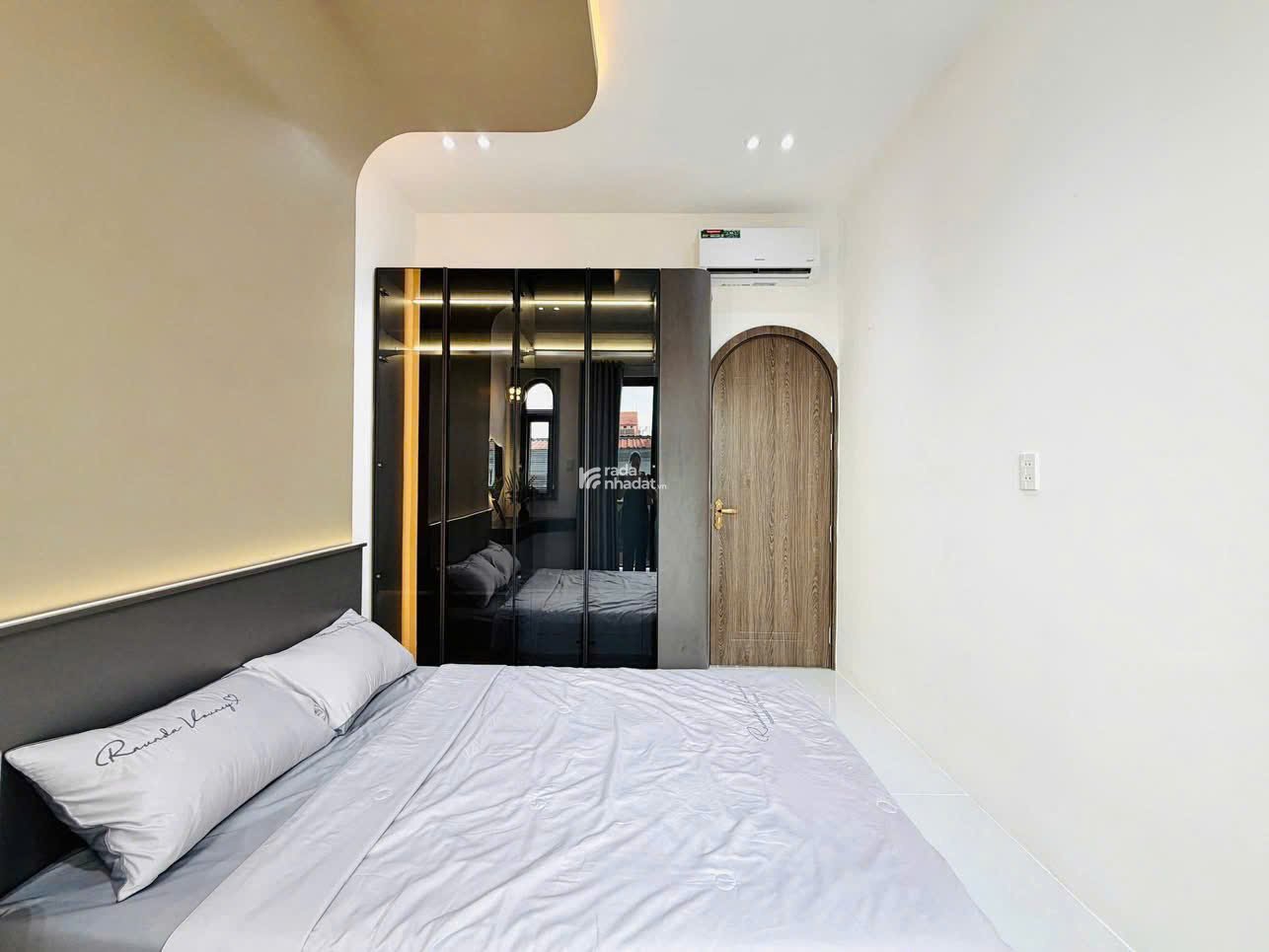 Bán Nhà hem 214 Phan Huy Ích Gò Vấp chỉ 4,5 tỷ có hẻm xe hơi xây mới vô ở ngay