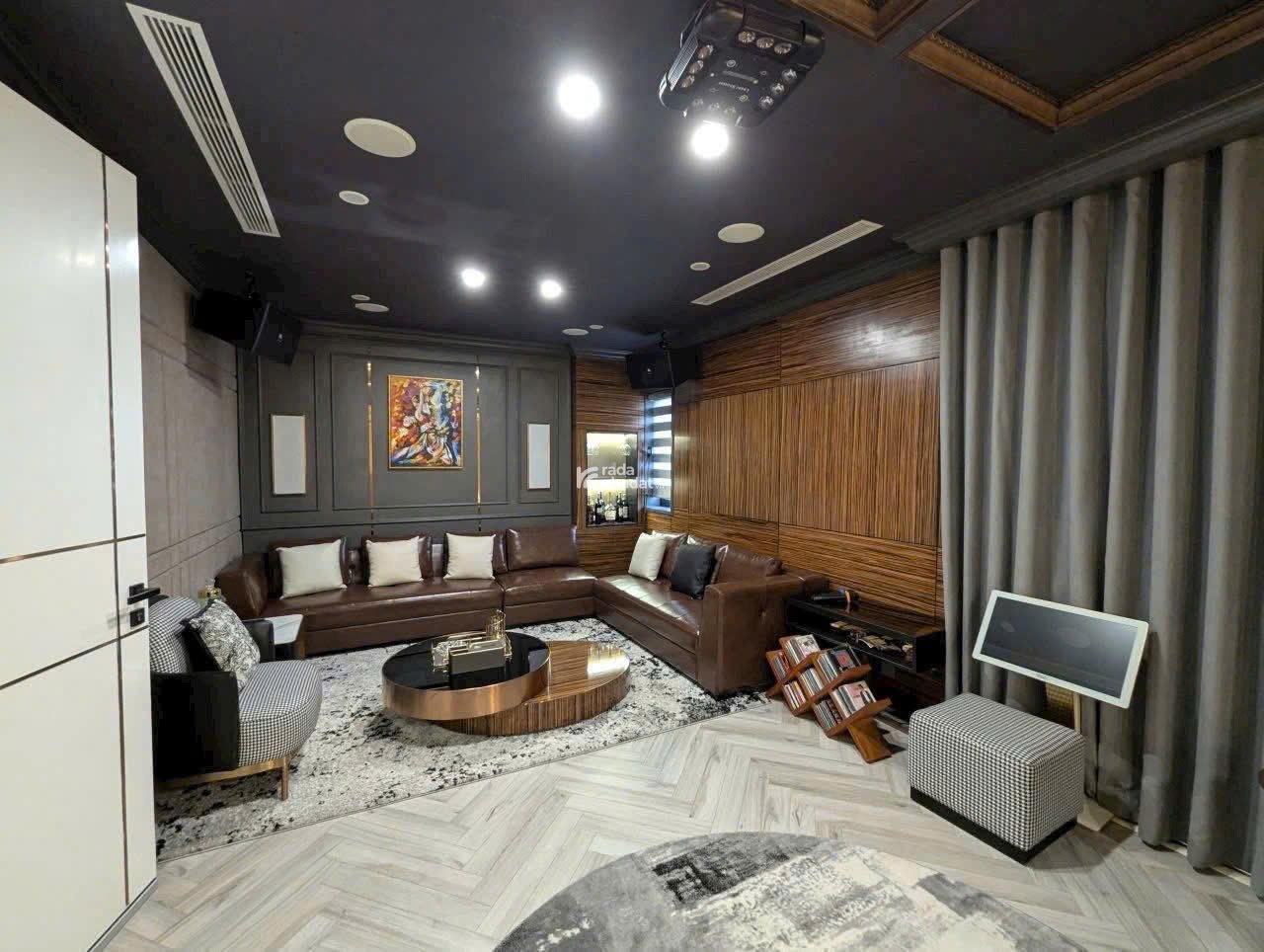350 tỷ! Bán Building MT Đ. Lý Tự Trọng, Q1 7.2x31m 5 tầng.