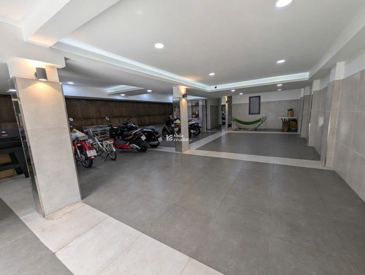 350 tỷ! Bán Building MT Đ. Lý Tự Trọng, Q1 7.2x31m 5 tầng.