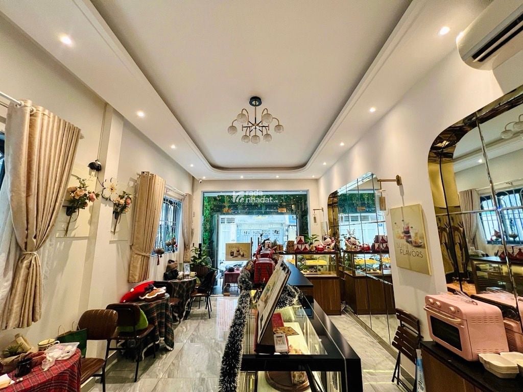 Bán nhà mặt tiền Đinh Công Tráng - 4.15 x 20 x 5 tầng , sổ đẹp hoàn công đầy đủ. kinh doanh ,ở,cho 