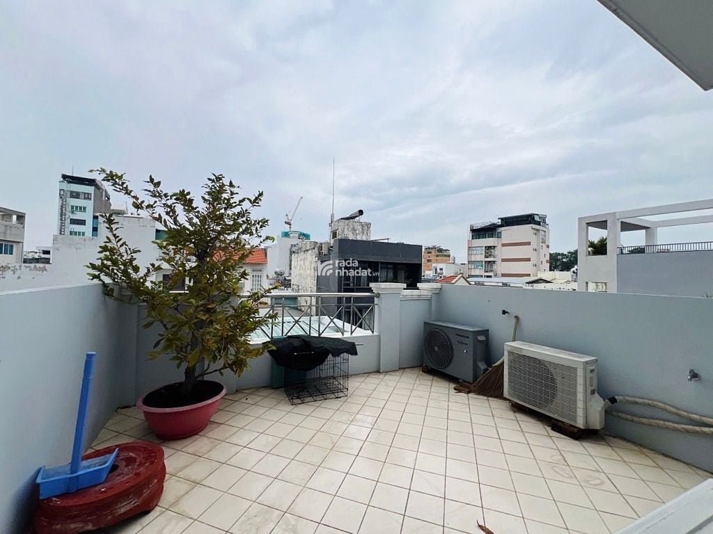 Bán nhà mặt tiền Đinh Công Tráng - 4.15 x 20 x 5 tầng , sổ đẹp hoàn công đầy đủ. kinh doanh ,ở,cho 