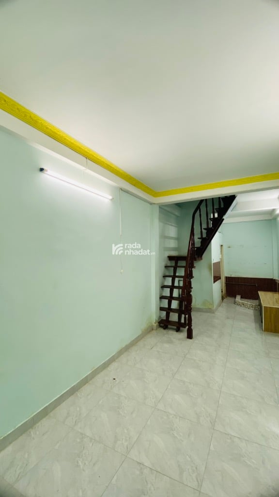 HẺM NHỰA XE TẢI NGUYỄN ĐÌNH CHIỂU -P.5-Q.3- DT:42.5M2- 7 TỶ 4