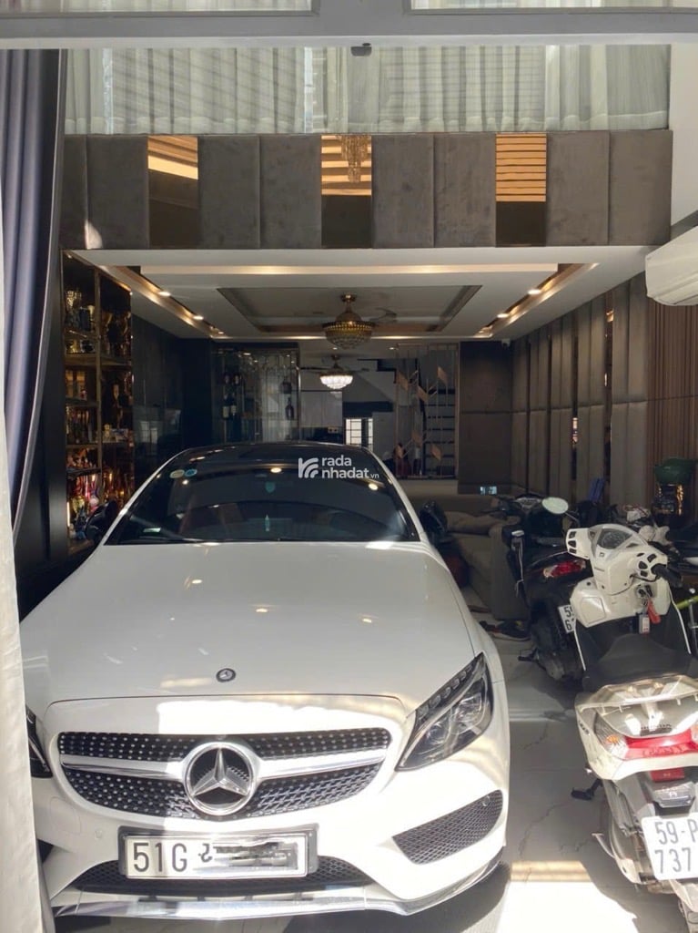 BÁN NHÀ PHƯỜNG 3 TÂN BÌNH GÓC 2 MẶT TIỀN 5 TẦNG 12.4 TỶ XE HƠI VÔ NHÀ FULL NỘI THẤT 1 TỶ