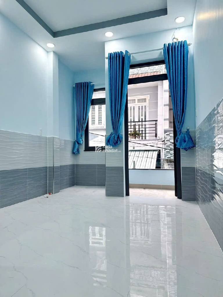 BÁN NHÀ ĐẸP PHÚ ĐỊNH 36M2 4.X TỶ HẺM XE HƠI 2 TẦNG BTCT QUẬN 8