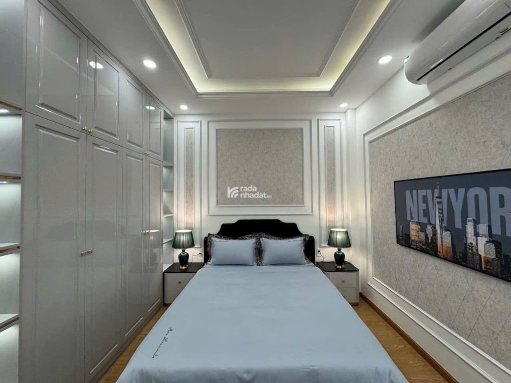 Bán nhà Quận 7 Lý Phục Man siêu hiếm căn biệt thự ngang 4m dài 17m nhà 4 tầng chỉ 9 tỷ